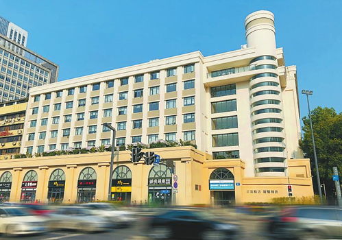 風(fēng)雨之中再登高 四川中煙克服疫情影響 生產(chǎn)經(jīng)營再上新臺階